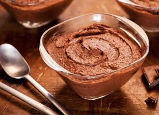 Mousse al cioccolato senza panna - RicettaSprint