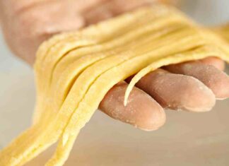 Pasta fresca senza uova - RicettaSprint