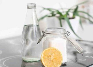 Casa più pulita e bolletta più leggera: i 4 ingredienti che rivoluzionano le pulizie Pulizie casalinghe in 10 minuti - RicettaSprint