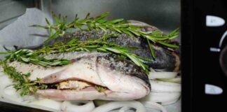 Puzza di pesce in forno - RicettaSprint