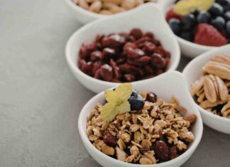 Quali snack avere sempre in borsa per aiutarci quando fa eccessivamente caldo Quali snack avere sempre con sé durante le giornate di caldo - RicettaSprint