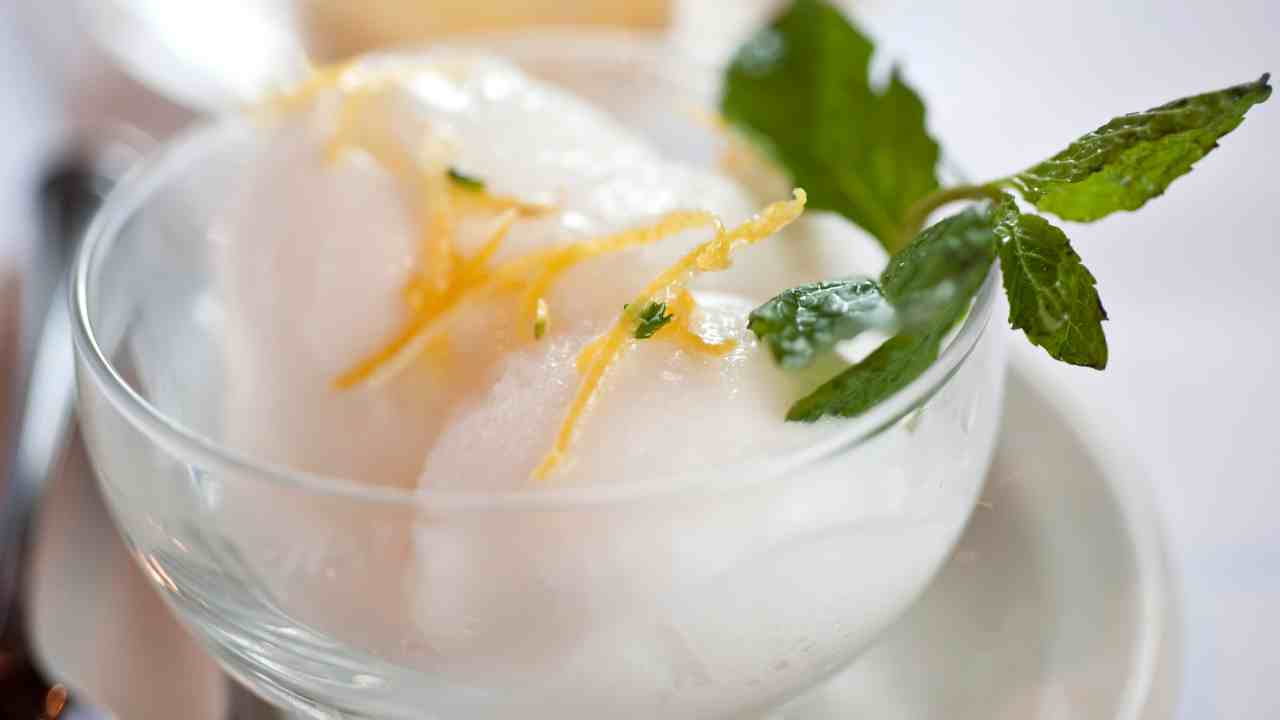 Sorbetto al limone - RicettaSprint