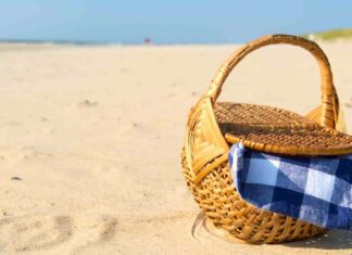 Giornata di relax a mare? Attenzione allo spuntino, ecco cosa possiamo mangiare davveri Spuntino in spiaggia - RicettaSprint