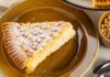 Torta della nonna, la ricetta classica con crema e pinoli che profuma subito di casa Torta della nonna - RicettaSprint