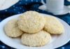 Biscotti senza burro ma sempre friabili, buoni inzuppati nel latte biscotti senza burro