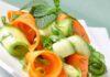Insalata di zucchine e carote, la carica giusta di vitamine, in pochissime calorie insalata di zucchine e carote