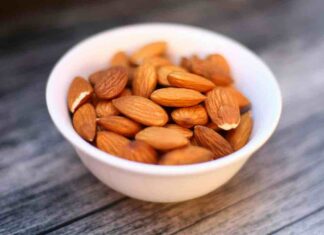 Mandorle tostate in friggitrice ad aria, le puoi mantenere anche qualche giorno, ricetta top mandorle in friggitrice ad aria
