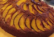 torta di pesche