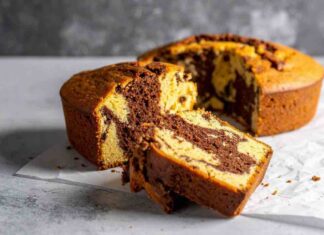 Precisa come la fa la nonna, la torta bicolore super morbida, la devi provare a colazione torta bicolore