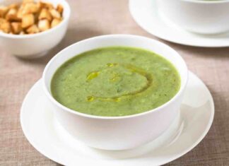 Cena light in poche mosse, la vellutata di zucchine ti sazia e non ti ingrassa vellutata di zucchine