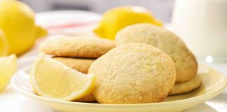 Biscotti al limone senza uova, la ricetta che non sa di rinuncia Biscotti al limone senza uova - RicettaSprint