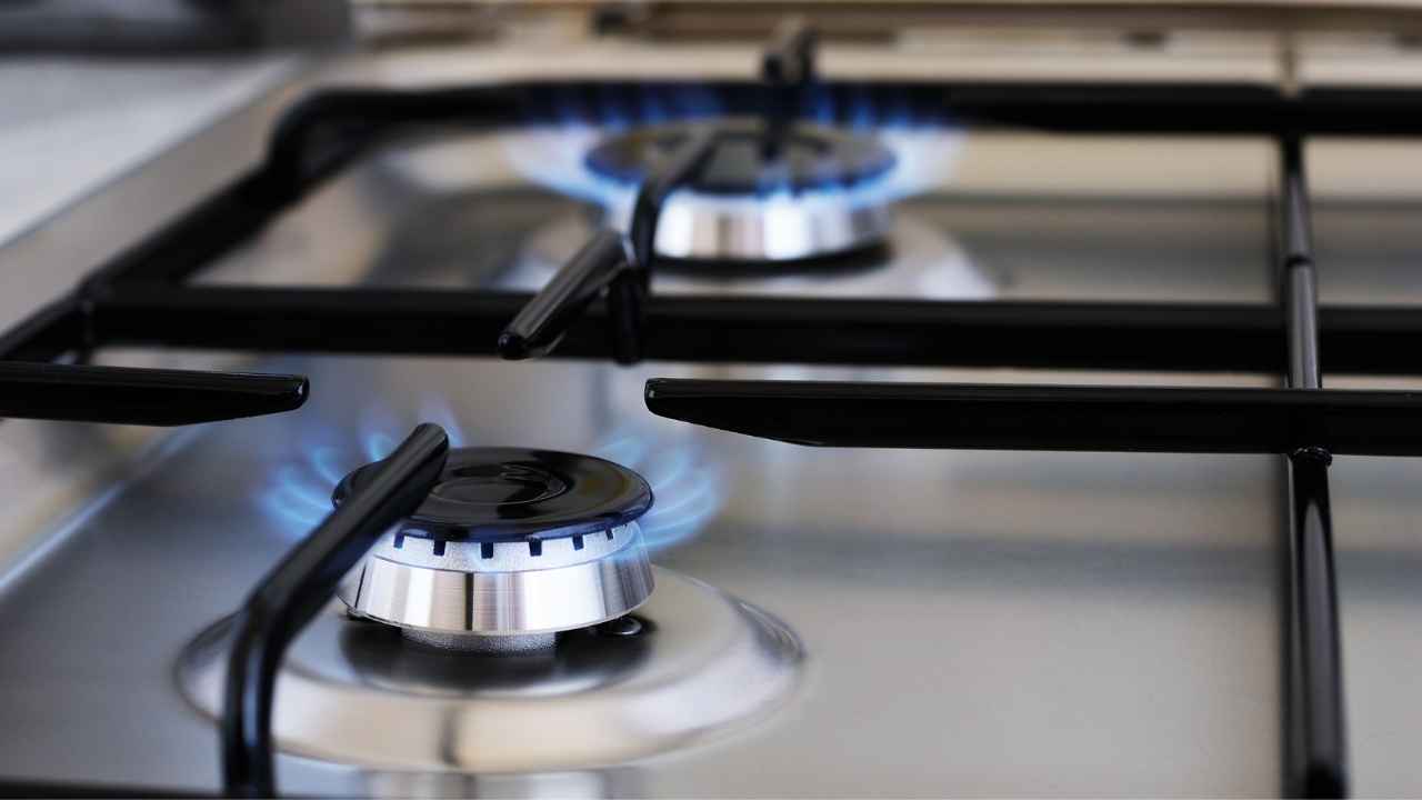 Bruciatori della cucina ecco come pulirli - RicettaSprint