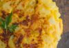 La frittata di patate che si mangia calda, fredda e il giorno dopo è ancora più buona