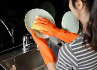 Lavare i piatti con acqua calda o fredda - RicettaSprint
