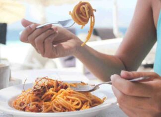 Mangiare pasta durante l'estate - RicettaSprint