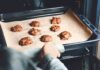 Teglie in forno, scegli bene… ecco qual è la migliore! Migliori teglie da usare in forno - RicettaSprint