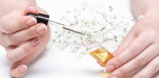 Addio creme per le mani: questo l’olio fa tutto (e lo paghi pochi euro) Olio alle mandorle - RicettaSprint