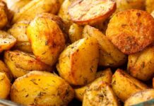 Patate sabbiose, quella crosta che nessuno sa spiegare (ma tutti vogliono) Patate sabbiose - RicettaSprint