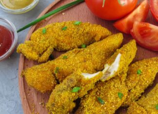 Straccetti di pollo con pomodori senza forno e pronti in mezz’ora Straccetti di pollo - RicettaSprint