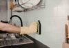 Top cucina opaco e unto? Basta uno spazzolino Top della cucina come pulirlo - RicettaSprint