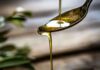 Conservare l’olio di oliva in casa, per preservare gusto e profumo olio di oliva