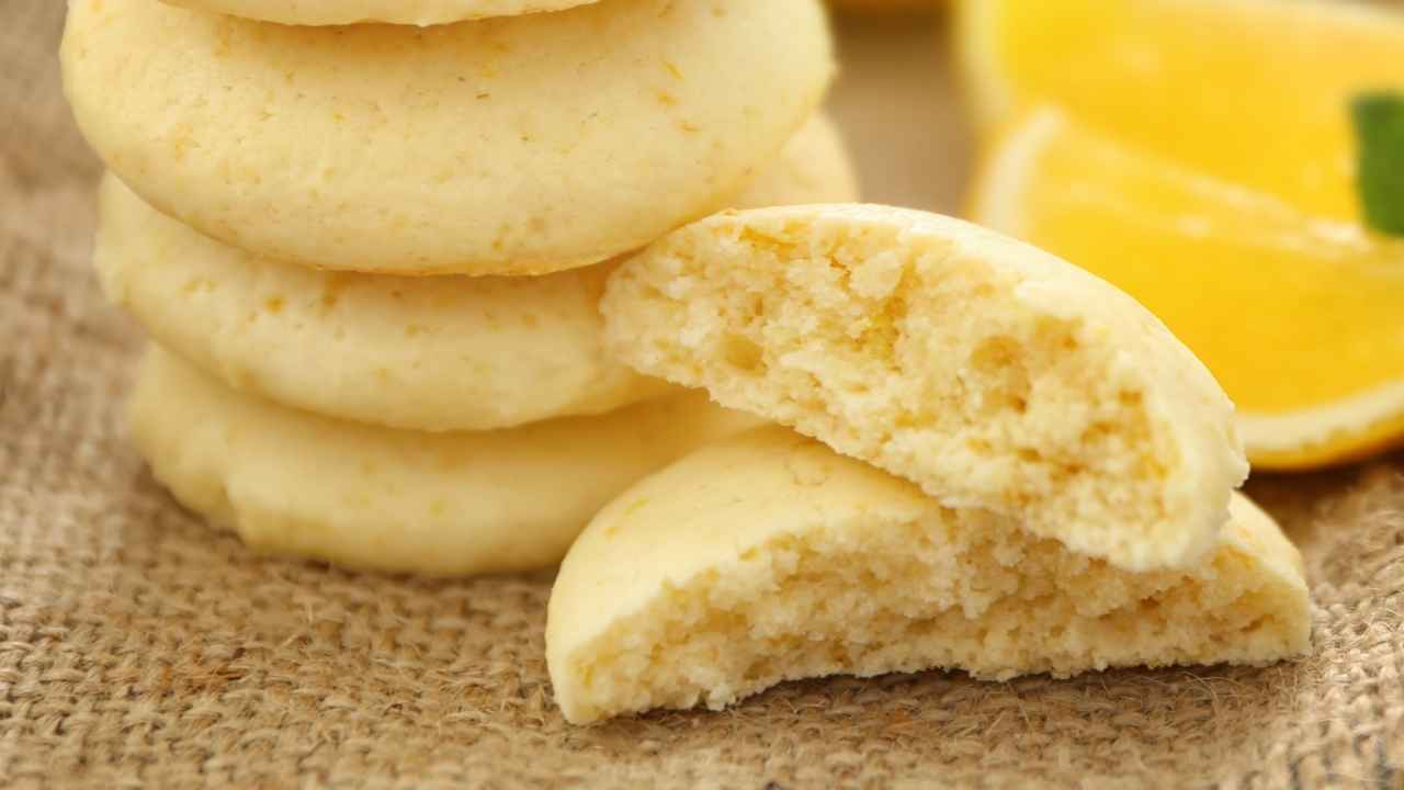 Biscotti al limone senza burro - RicettaSprint