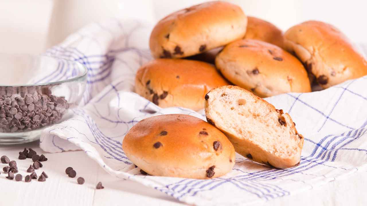 Brioche con gocce di cioccolato - RicettaSprint