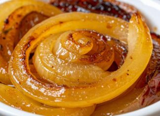 Cipolla caramellata, con questa ricetta è un gioco da ragazzi, anche mia nonna me l’ha detto! Cipolla caramellata - RicettaSprint