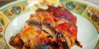 Parmigiana di melanzane senza nessuna esitazione, o friggi o lascia stare Parmigiana di melanzane