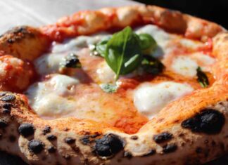 Pizza napoletana - RicettaSprint