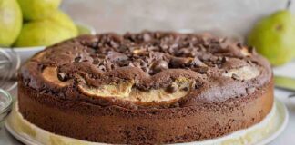 Torta cioccolato e pere, la ricetta di mia nonna Pina cioccolato e pere