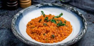 Fregola che sa di mare, cozze e pomodoro fregola