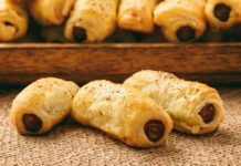 Rustici di wurstel in friggitrice ad aria, il classico dell’aperitivo che diventa leggero rustici di wurstel in friggitrice ad aria - RicettaSprint