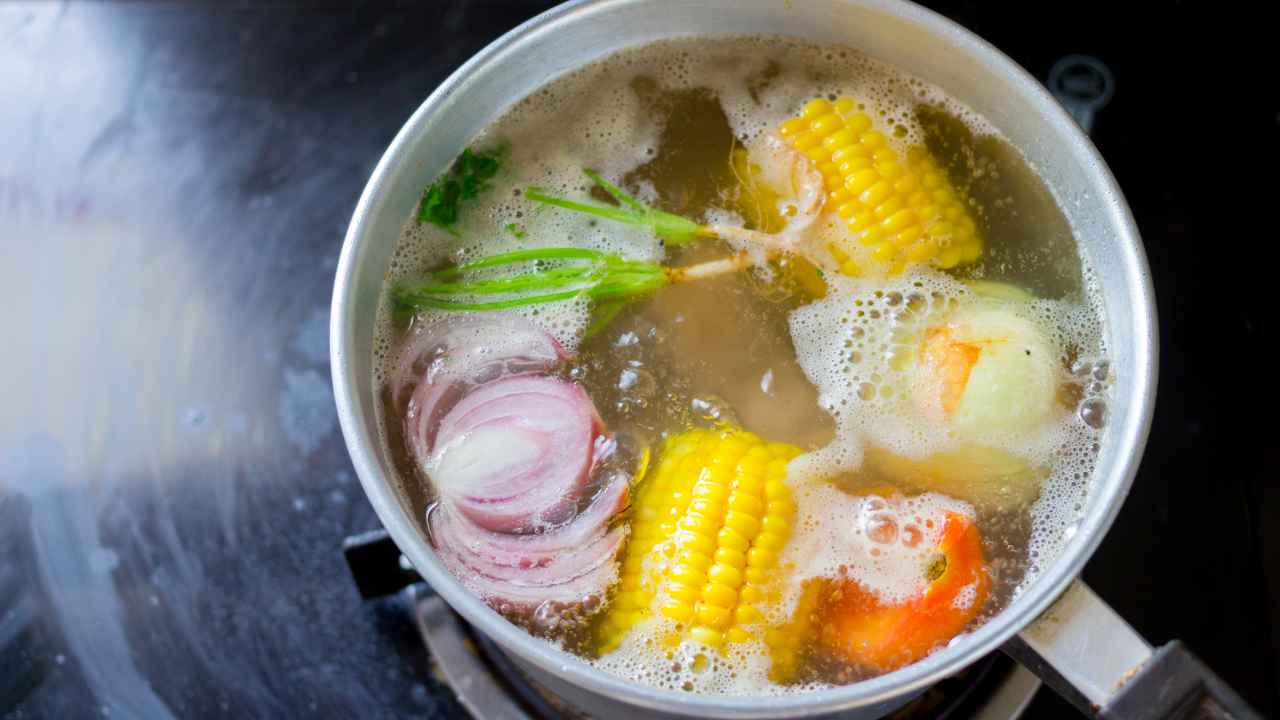 Brodo di verdure - RicettaSprint