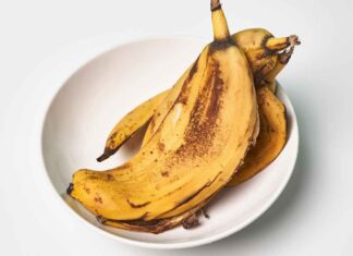 Come usare le bucce di banana nelle piante senza commettere errori Come usare le banane in giardino - RicettaSprint