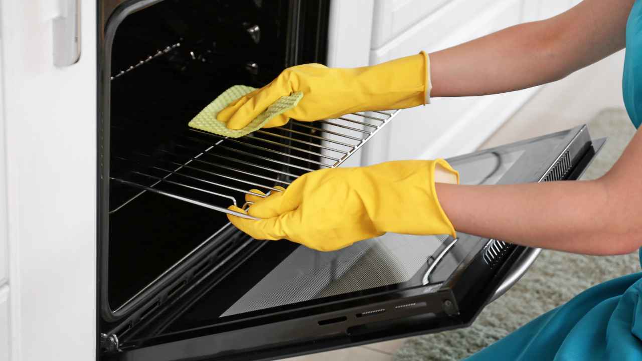 Forno pieno di grasso - RicettaSprint