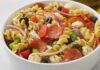 Insalata di pasta: il piatto fresco che salva l’estate Insalata di pasta - RicettaSprint