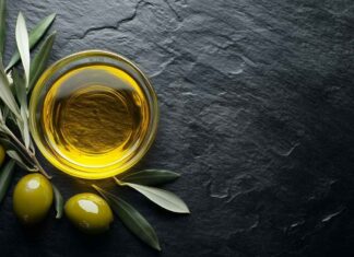 Quanto olio possiamo consumare al giorno? Attenzione a quello che aggiungiamo senza accorgercene Quanto olio d'oliva - RicettaSprint