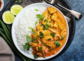 Curry, pollo e riso, tutto insieme in friggitrice ad aria, un super capolavoro pollo al curry e riso