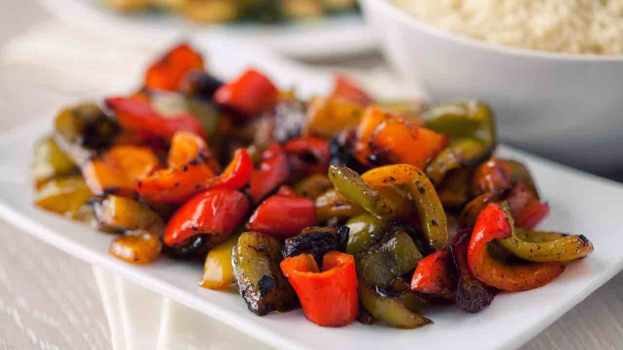 peperoni arrostiti in friggitrice ad aria