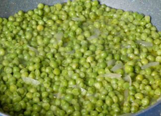 10 ricette con i pisellini imperdibili, pronte in pochissimi minuti 10 ricette con i pisellini
