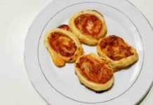 Pizzette di sfoglia pronte in soli 10 minuti, ma chi le compra più quelle al forno pizzette di sfoglia