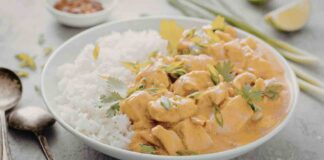 Come fare un pollo al curry con il riso, altro che oriente pollo al curry