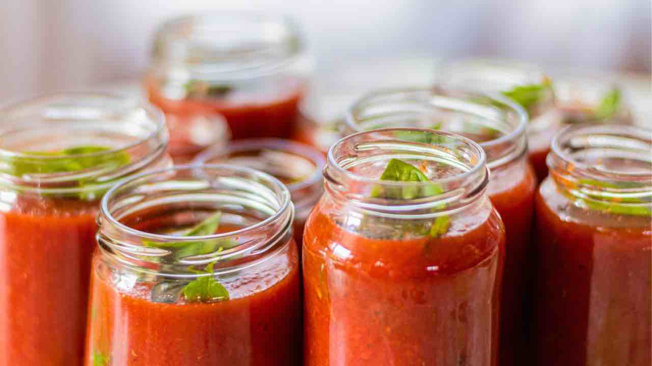 conserva di pomodori