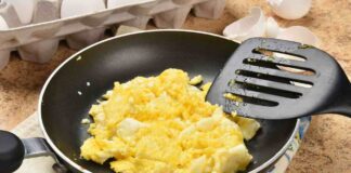 10 ricette per preparare le uova strapazzate, non smetterai di cucinarle 10 ricette uova strapazzate