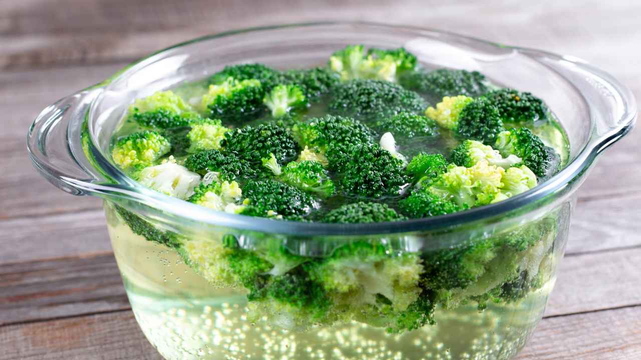 Come usare acqua dei broccoli - RicettaSprint