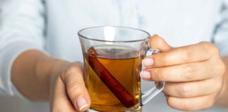 Proteggi il tuo stomaco con questa tisana, la puoi bere anche tutti i giorni Tisana alla cannella - RicettaSprint