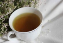 Tisana alla valeriana, come si prepara e a quali sono i benefici per il corpo Tisana alla valeriana - RicettaSprint