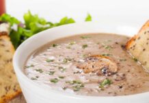 Vellutata ai funghi: la crema calda che conquista al primo cucchiaio Vellutata ai funghi - RicettaSprint