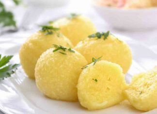 Canederli, 3 versioni da provare subito: ricette gustose e facili da preparare canederli 3 ricette